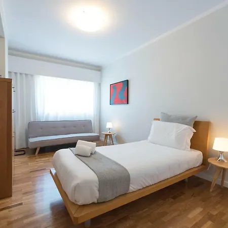 Degoes Downtown Flat Порту